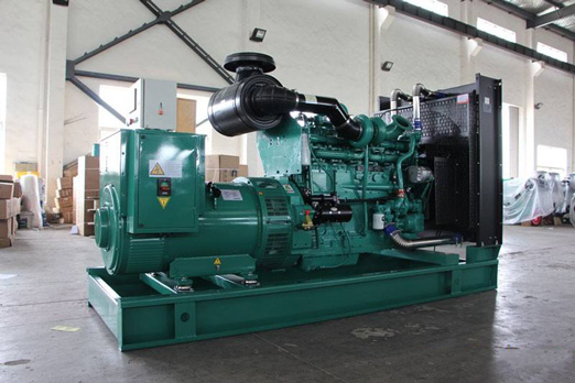 屏南320kw康明斯柴油发电车出租组图片 屏南320kw康明斯柴油发电车出租组图片